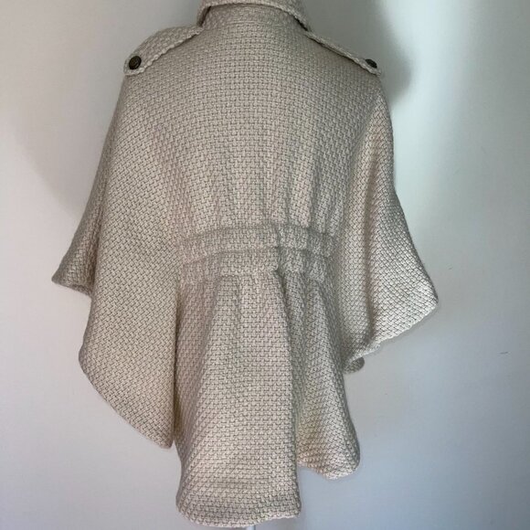 Green With Envy Cape Womens Medium M Wool Blend Poncho Ivory Snap Side Pockets - Picture 2 of 12